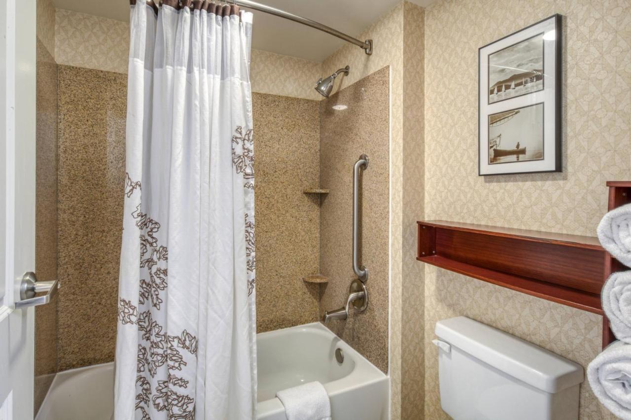 Residence Inn By Marriott Чейпъл Хил Екстериор снимка