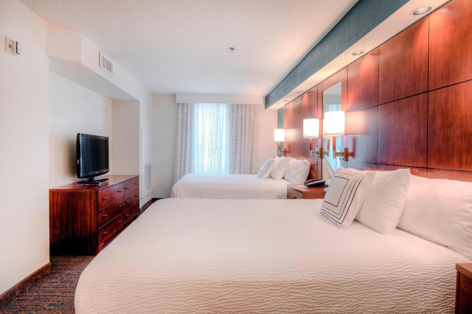 Residence Inn By Marriott Чейпъл Хил Екстериор снимка